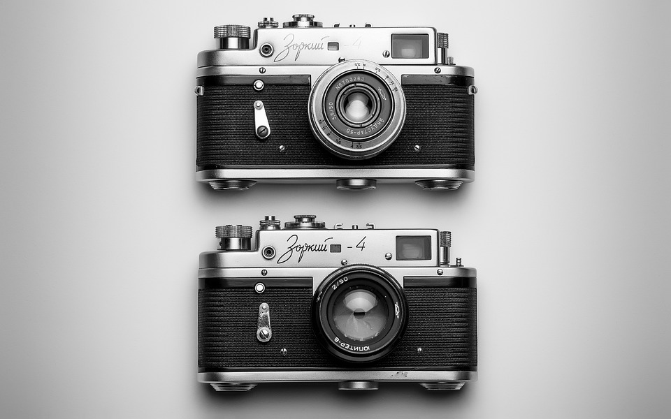 衝撃！Sony FX5新型リーク画像：Veniceメニュー、16MP、大型LCDを搭載