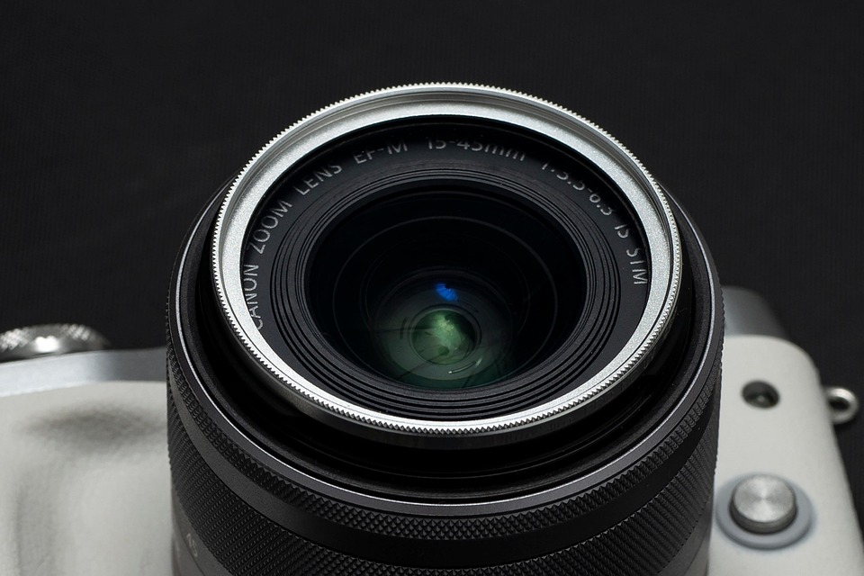 速報!ケース 24mm F3.8 パンケーキレンズが新登場