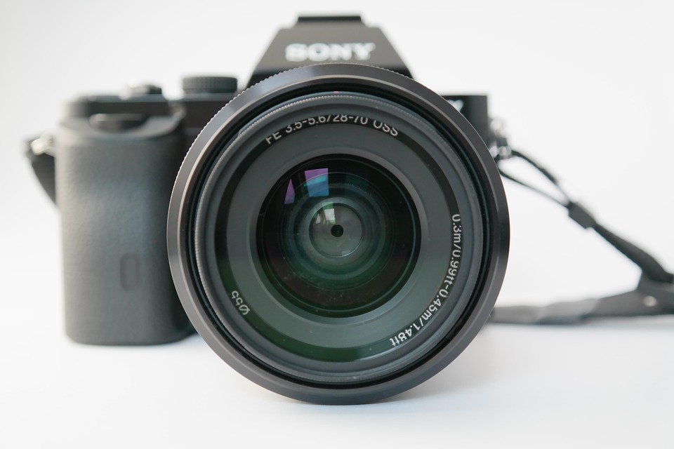Sony FX5 最新レビュー総まとめ！プロの評価と実力を徹底検証