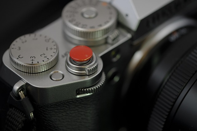 ドイツでFUJIFILM製品が9月1日から値上げへ 他地域への価格改定波及の可能性も