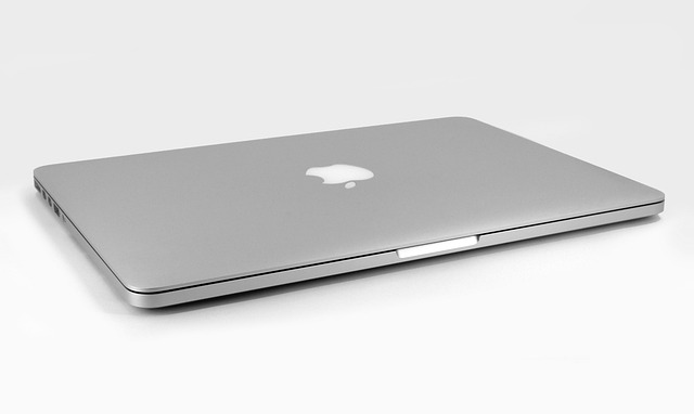 Apple MacBook ProがBHphotoで最大400ドルオフの特別価格 その他Eマウントカメラ・レンズも割引中