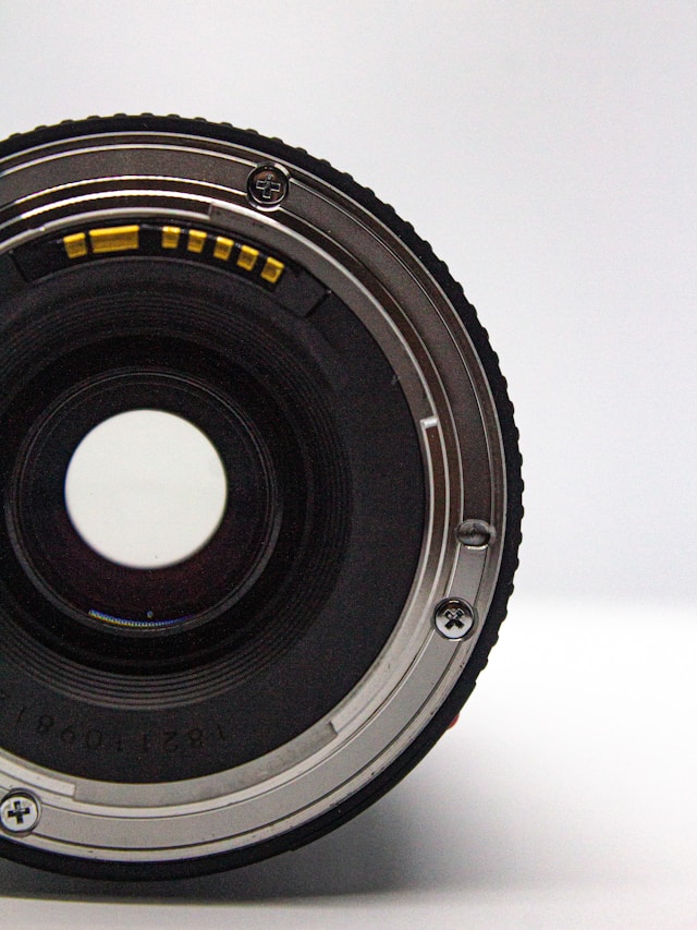 Canonの新特許に迫る 超高速VCM単焦点の秘密はデュアルフォーカスにあり