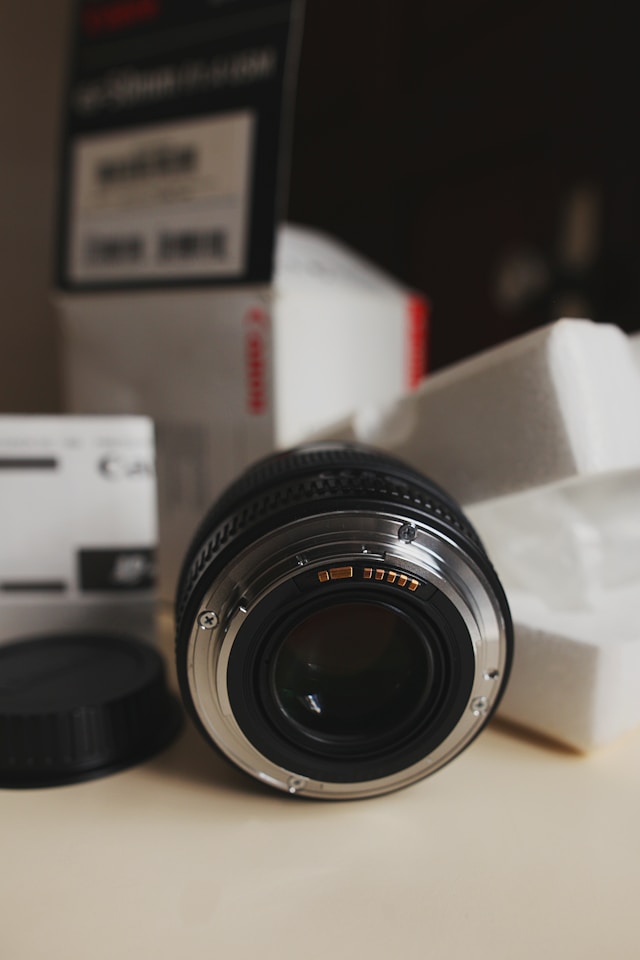 Canon RF 28-135mm F4 IS パワーズームレンズの特許が判明